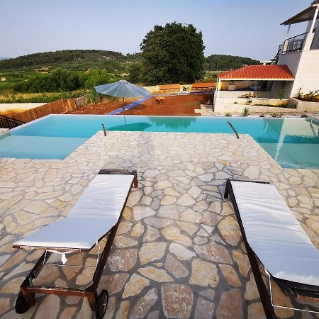 Apartments Vrdoljak Lumbarda Eksteriør bilde