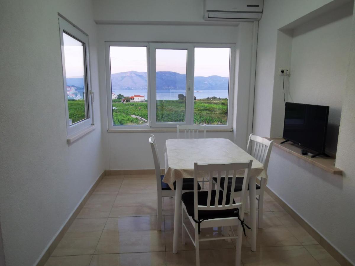 Apartments Vrdoljak Lumbarda Eksteriør bilde