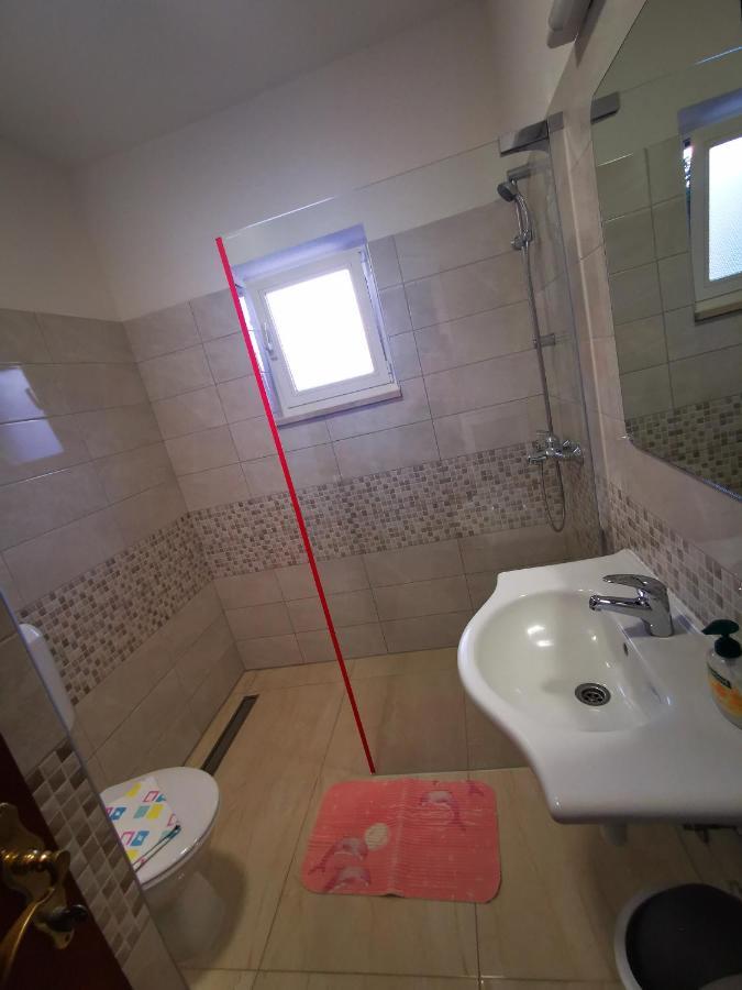 Apartments Vrdoljak Lumbarda Eksteriør bilde