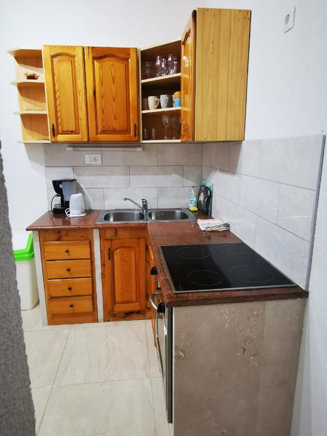 Apartments Vrdoljak Lumbarda Eksteriør bilde