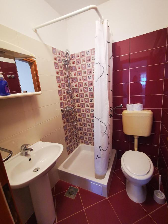 Apartments Vrdoljak Lumbarda Eksteriør bilde