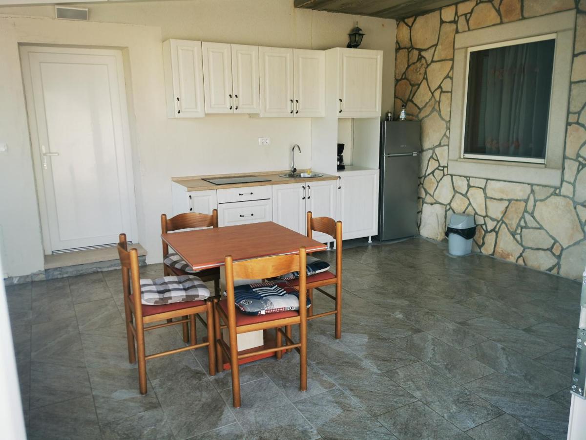 Apartments Vrdoljak Lumbarda Eksteriør bilde