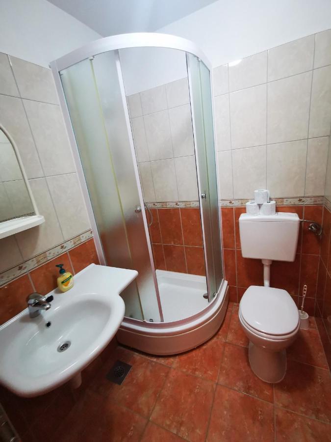 Apartments Vrdoljak Lumbarda Eksteriør bilde